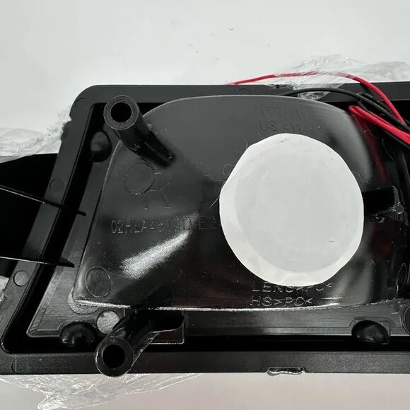 2003-2006 Chevrolet Silverado Headlight Assembly RH Right Passenger Chrome Amber - Picture 5 of 12